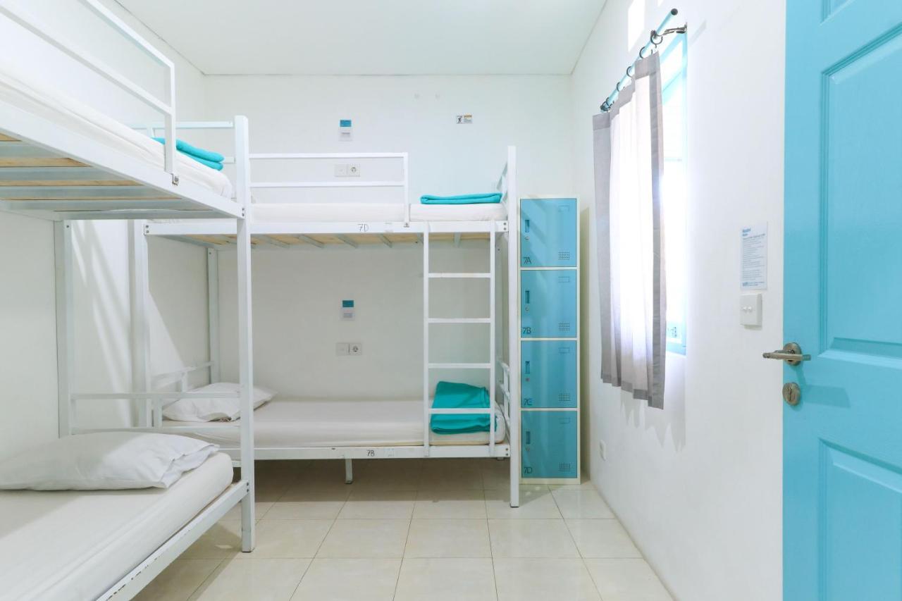 The Ruum Hostel Canggu Exterior photo