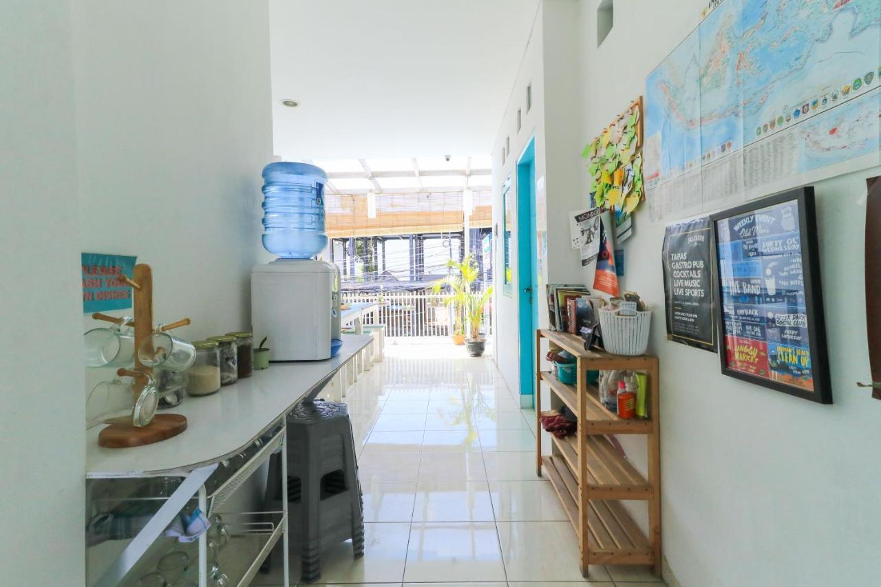 The Ruum Hostel Canggu Exterior photo